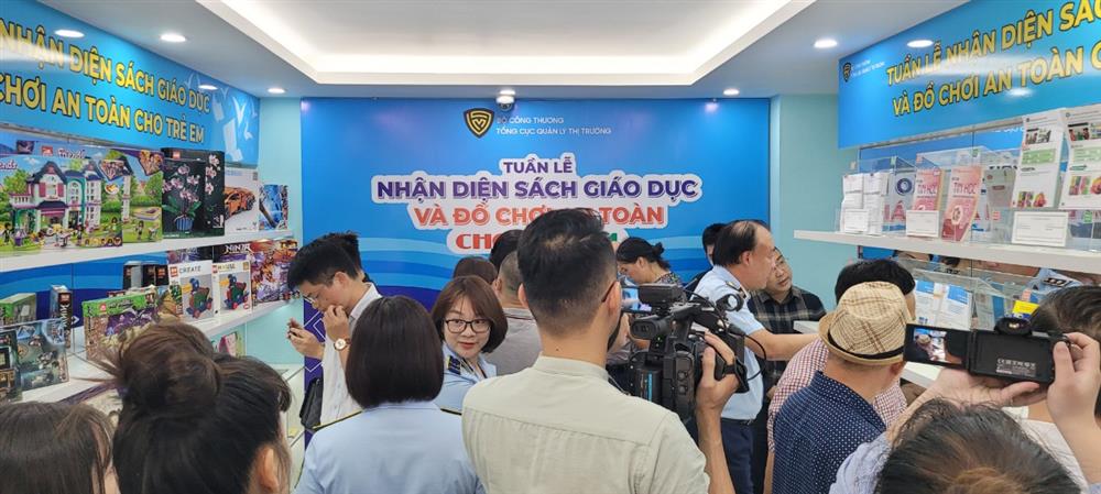 Tuần lễ nhận diện sách giáo dục và đồ chơi an toàn cho trẻ em